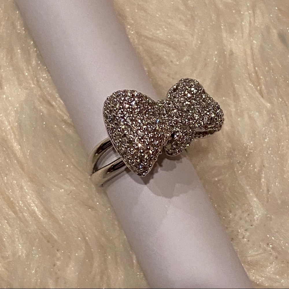 Ribbon Ring - Picture 2 of 4